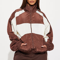 Gone Hiking Windbreaker - Chocolate/Combo