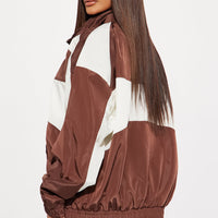 Gone Hiking Windbreaker - Chocolate/Combo
