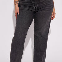 The Crossover Straight Leg Jeans - Black