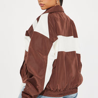 Gone Hiking Windbreaker - Chocolate/Combo