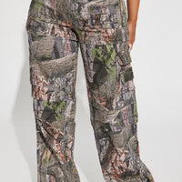Bree Camo Stretch Cargo Jean - Olive/combo