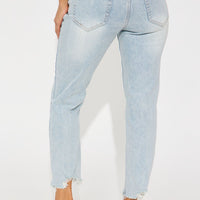 Time Out Crossover Distressed Vintage Ankle Jeans - Light Blue Wash