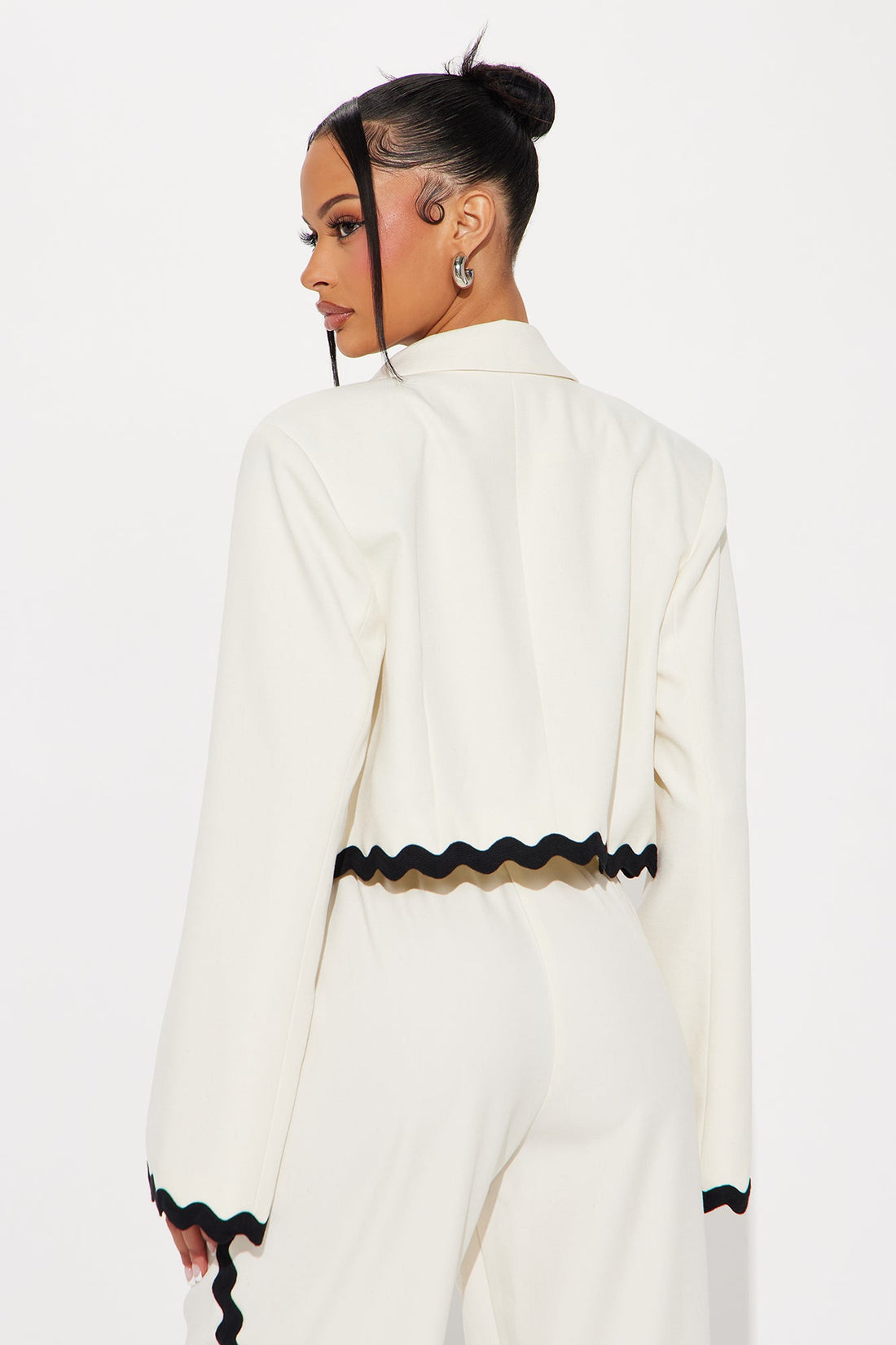 Take Me Higher Cropped Blazer - Cream