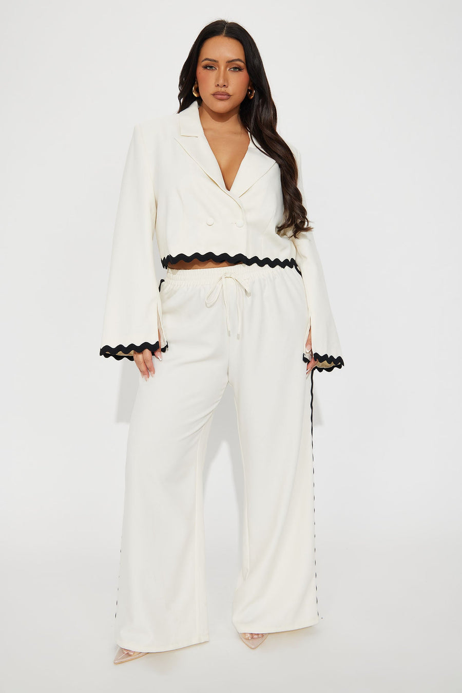Take Me Higher Cropped Blazer - Cream