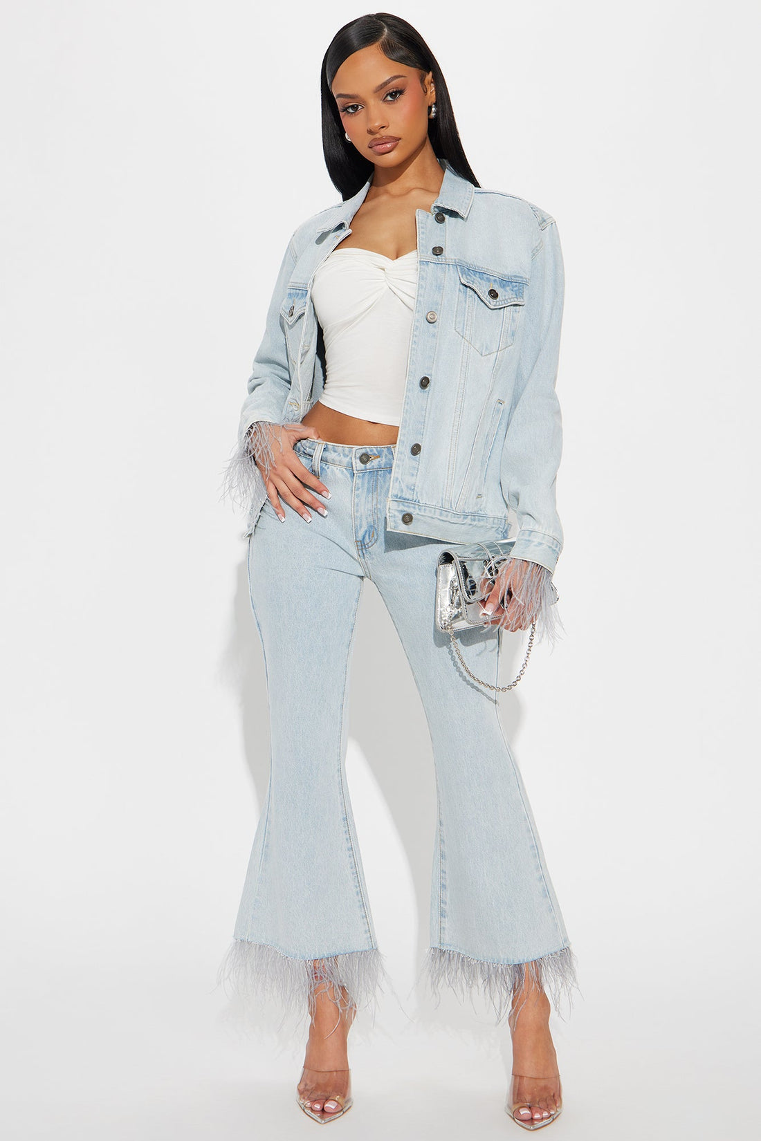 Light As A Feather Trim Denim Trucker Jacket - Light Wash