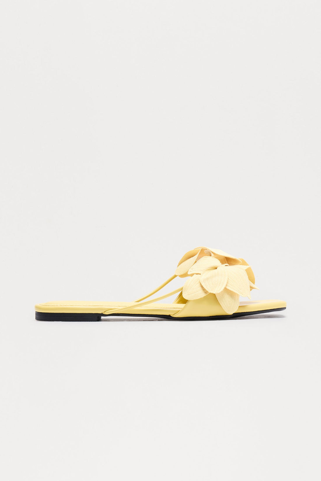 Ariyah Floral Sandals - Butter Yellow