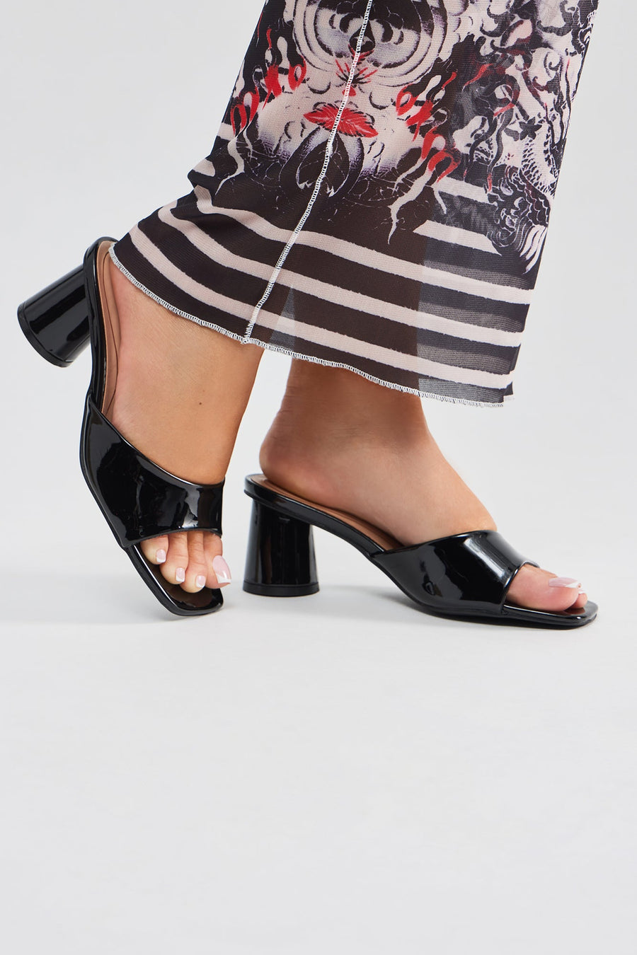 All Kinds Of Sweet Mules - Black