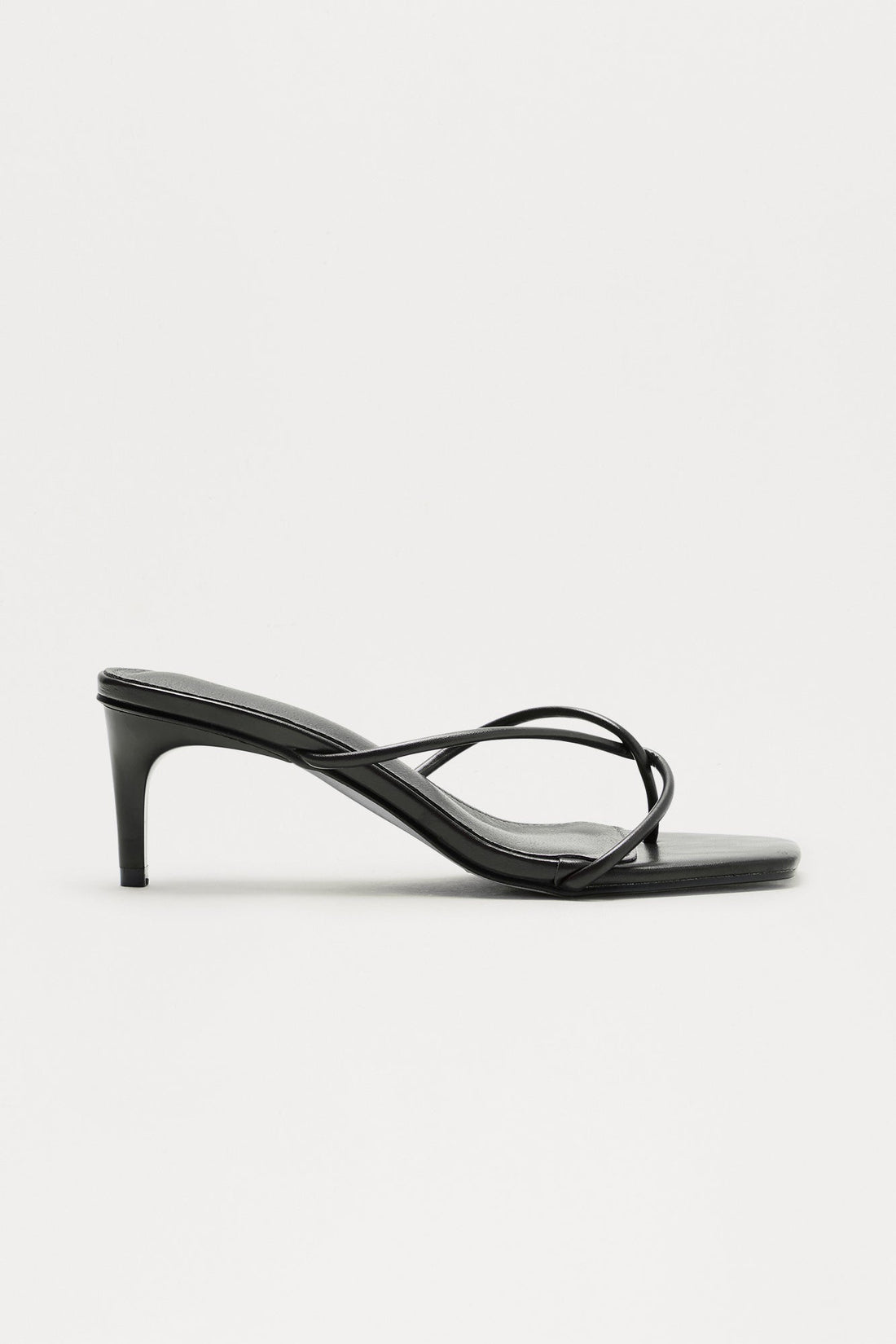 Berry Faux Leather Thong Mules - Black