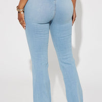 Got It Like That Curvy Stretch Bootcut Jean - Medium Wash