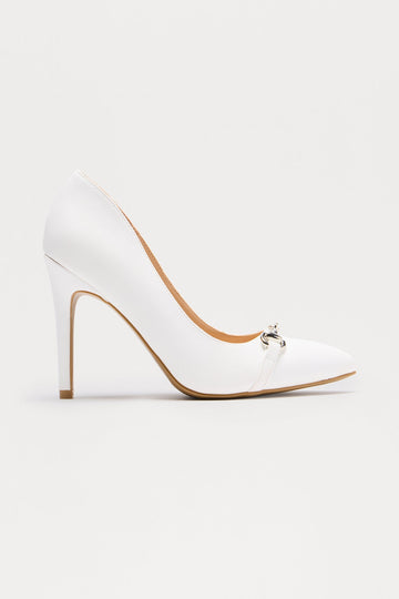 Akira Hardware Pumps  - White