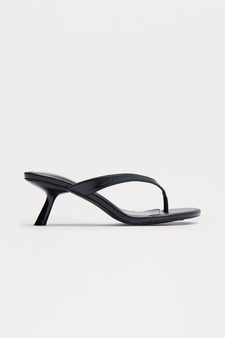 Anja Thong Mules - Black