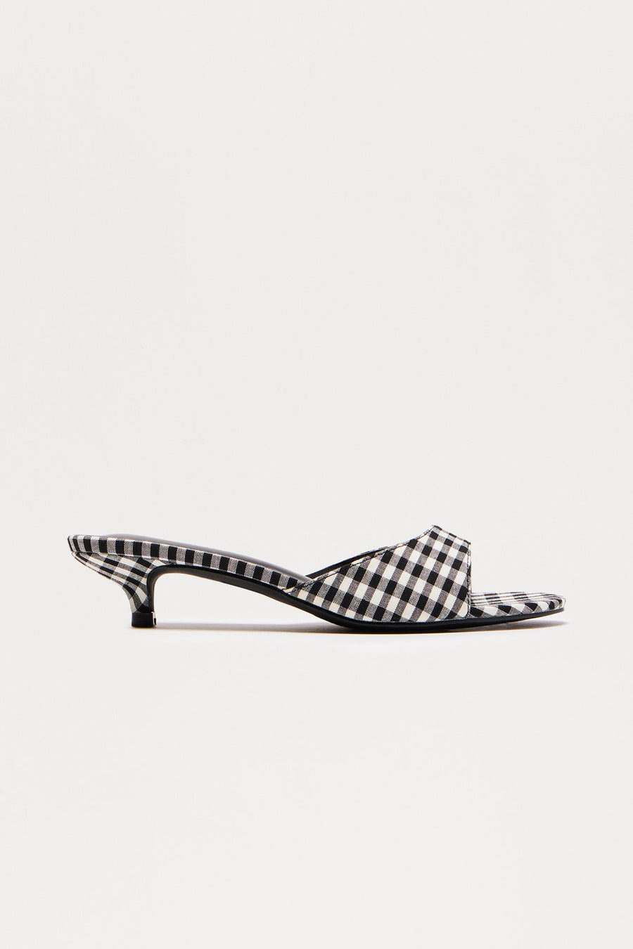 Barrymore Round Toe Kitten Heels - Black/White