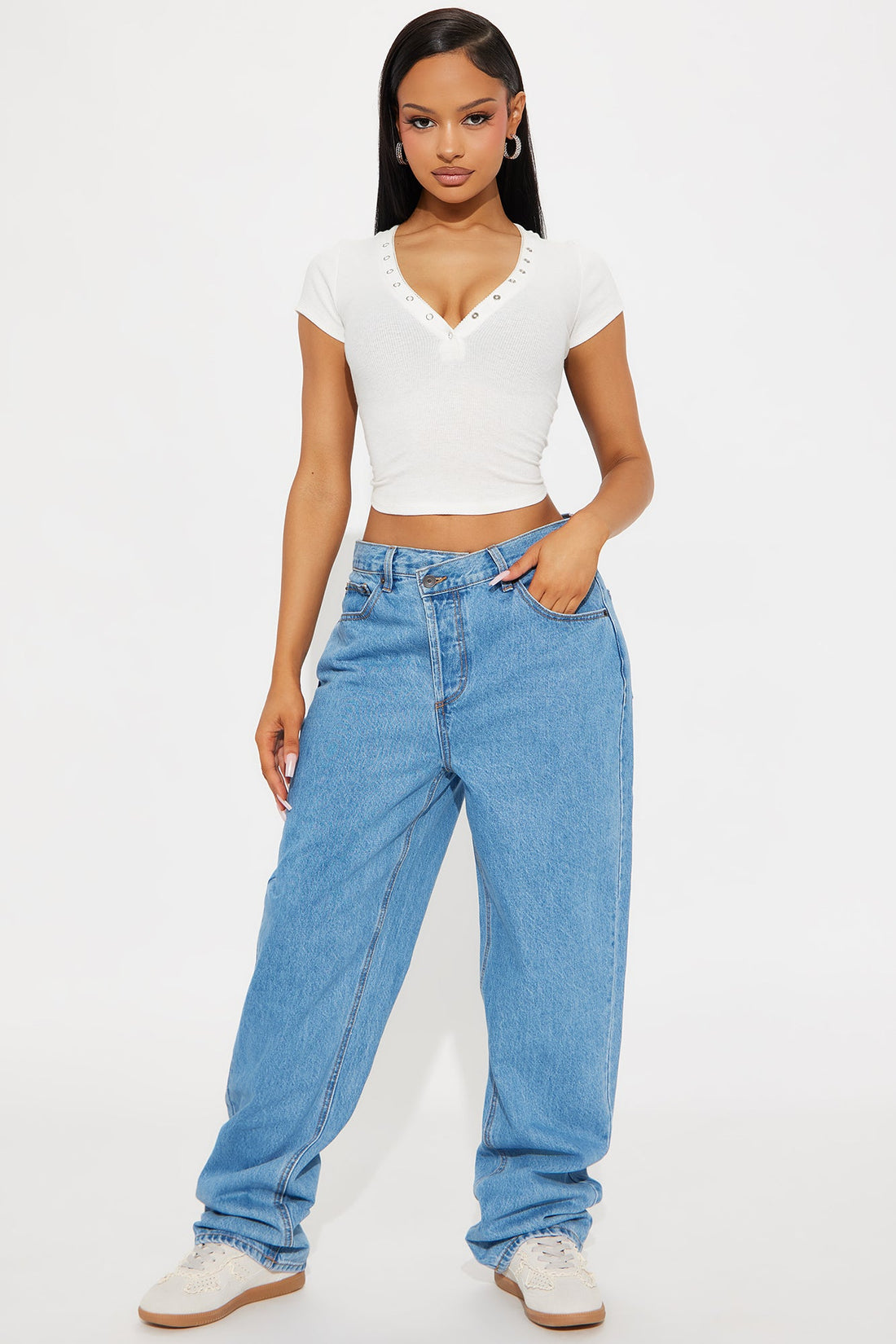 Crossover Straight Leg Jeans - Medium Wash