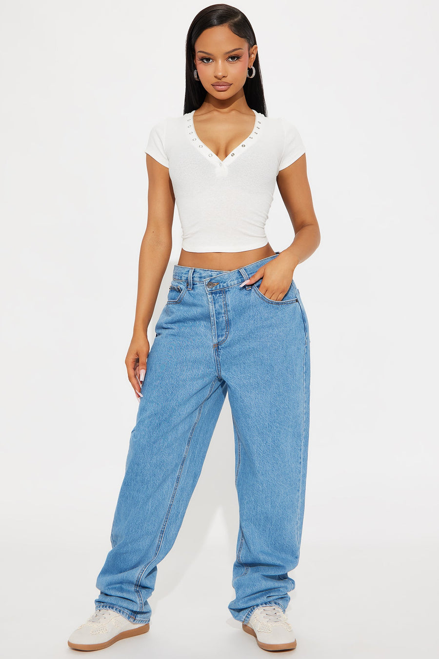 Crossover Straight Leg Jeans - Medium Wash