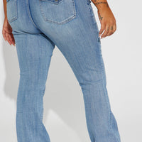 Right On Time Stretch Bootcut Jean - Medium Wash