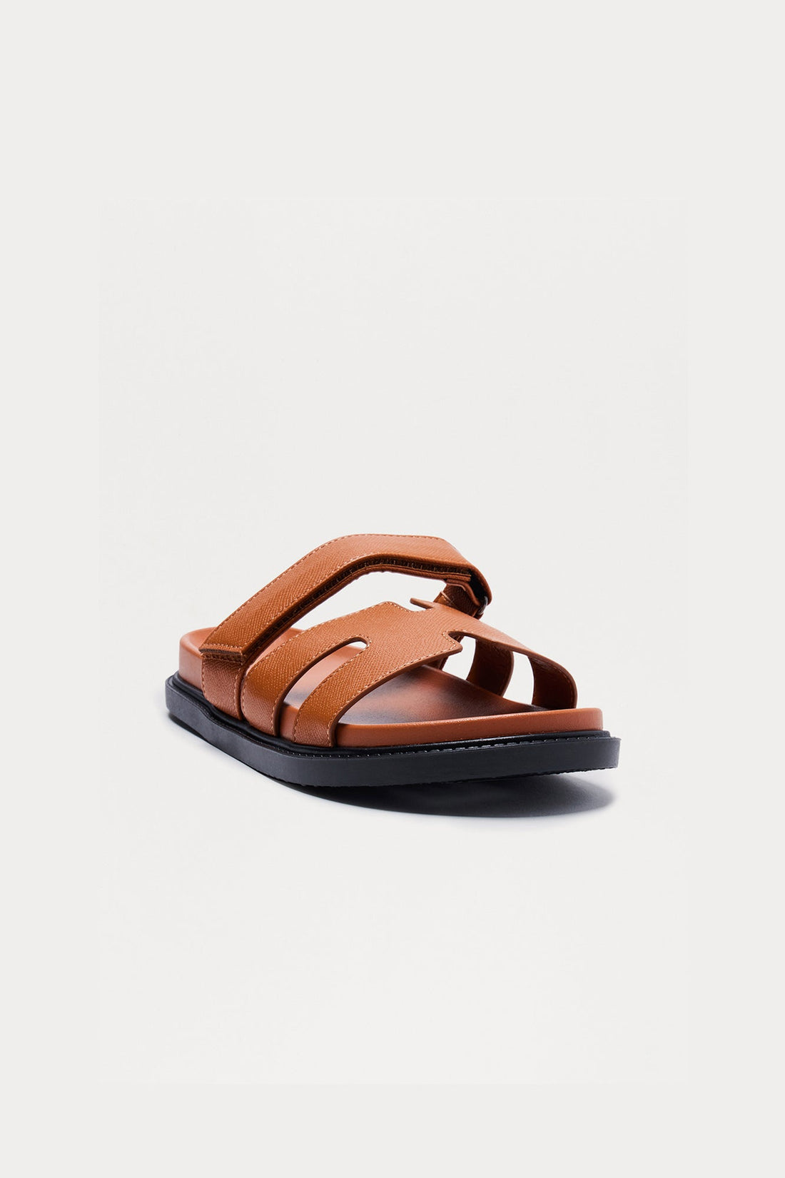 Agnes Flat Sandals - Tan