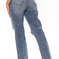 Go Off Boyfriend Distressed Jeans - Medium Blue Wash