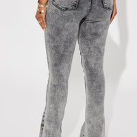 No Invite Stretch Flare Jeans - Acid Wash Black