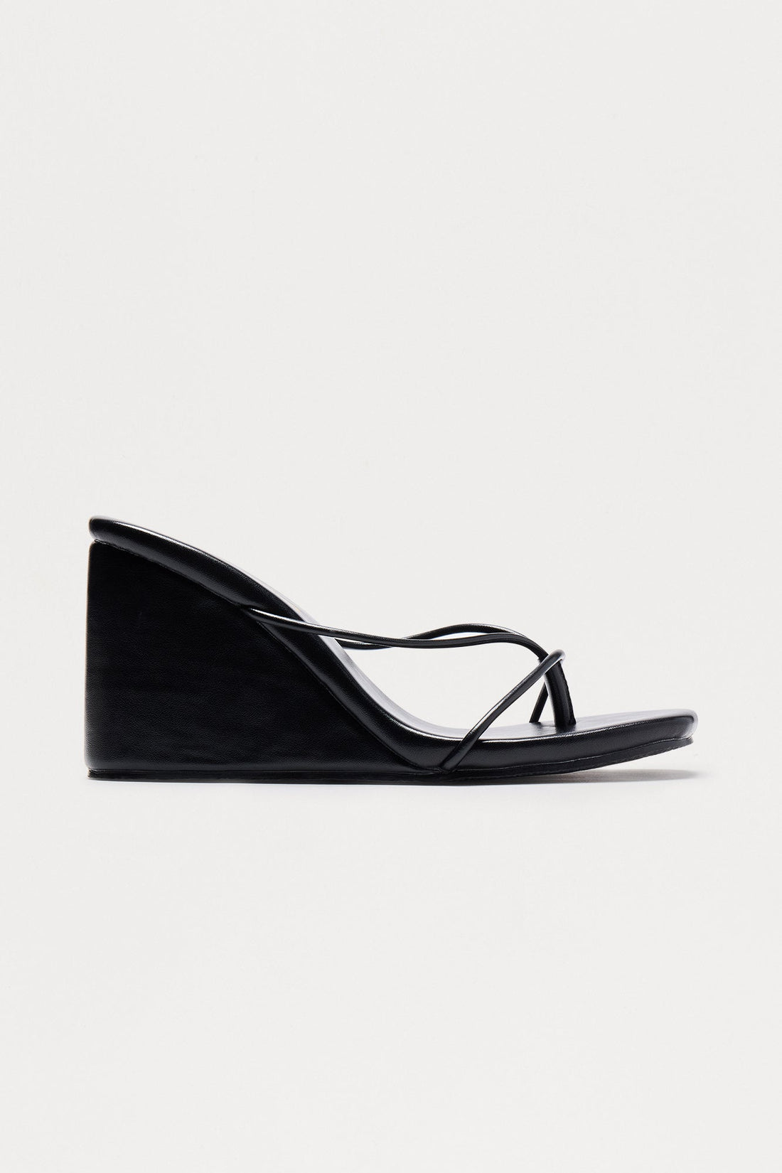 Avi Thong Wedges - Black