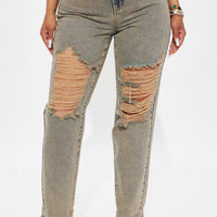 Sahara Tinted Ripped Mom Jean - Medium Wash