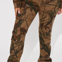 In The Wild Camo Stretch Cargo Jeans - Camouflage