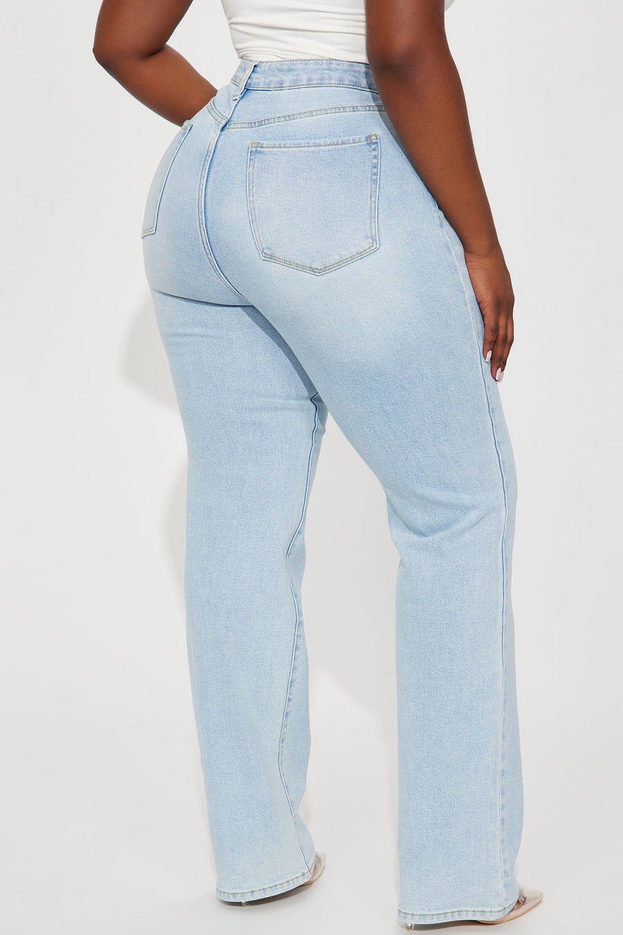 Can't You Relax Straight Leg Jeans - Light Wash