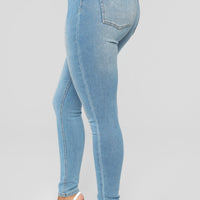 Wifey High Rise Booty Lifter Jeans - Light Blue Wash