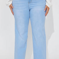 Simply Basic Stretch Straight Jeans - Light Wash