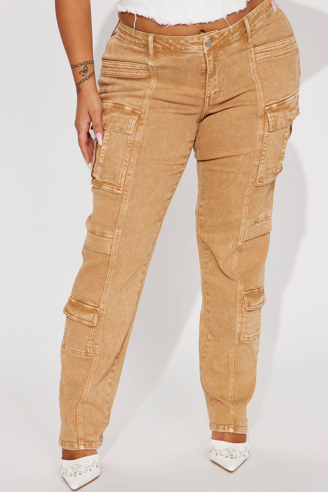 Main Squeeze Mid Rise Straight Leg Cargo Jeans - Khaki