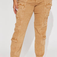 Main Squeeze Mid Rise Straight Leg Cargo Jeans - Khaki