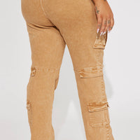 Main Squeeze Mid Rise Straight Leg Cargo Jeans - Khaki