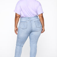 Keep Coming Back Boyfriend Jeans - Light Blue Wash