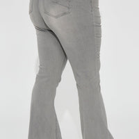 Audrey Booty Lifting Stretch Flare Jeans - Grey