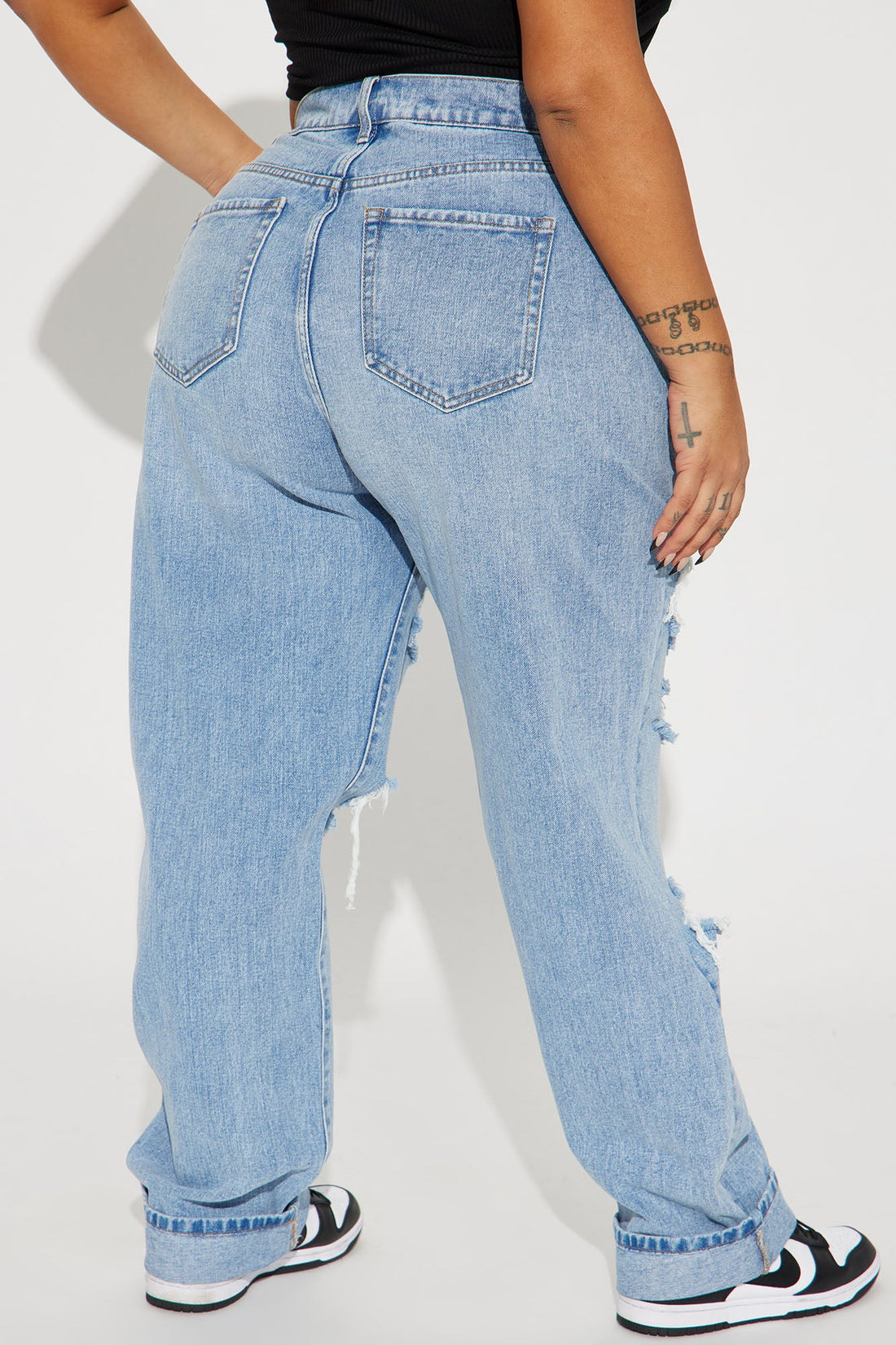 Seeking Thrills Shredded Straight Leg Jeans - Medium Wash