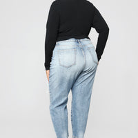 Tobi High Rise Mom Jeans - Medium Blue Wash