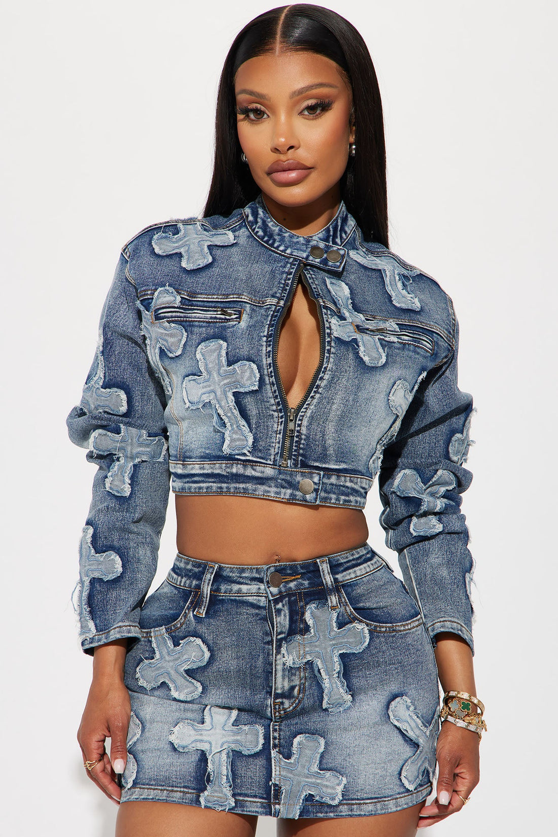Cross Your Mind Denim Jacket - Medium Wash