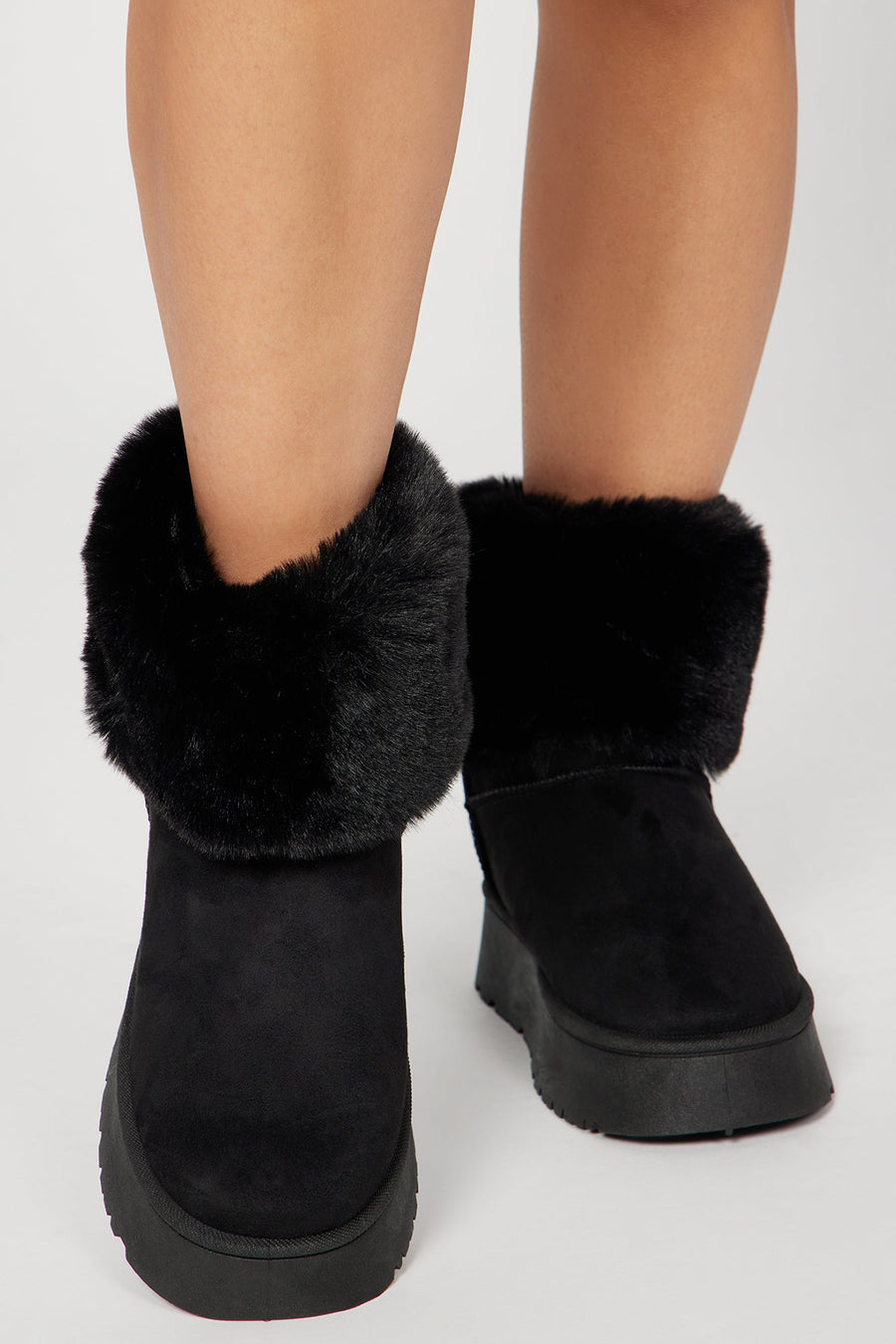 All Chills Booties - Black