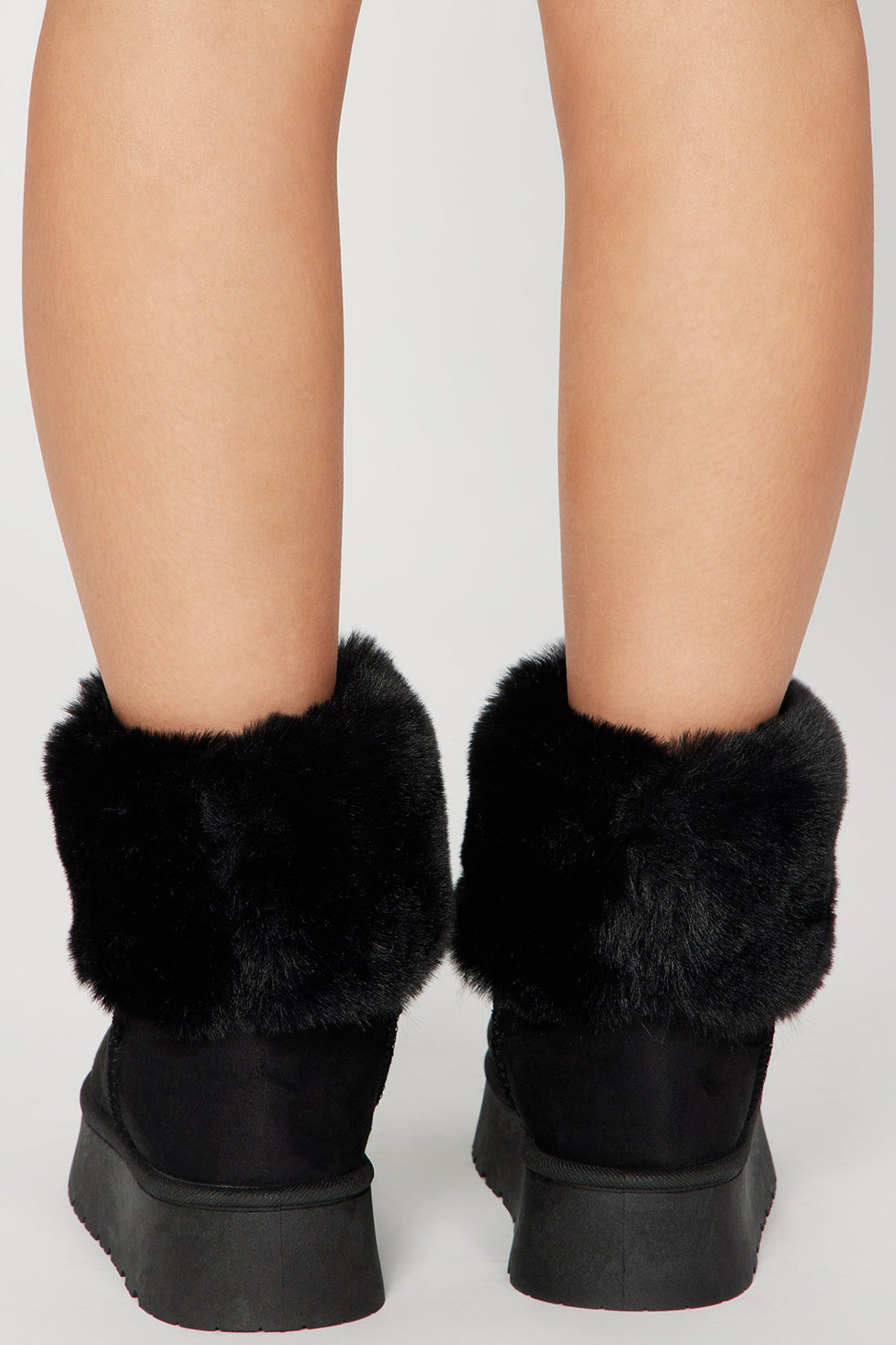 All Chills Booties - Black