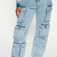 Fairfax High Rise Stretch Cargo Jeans - Light Wash