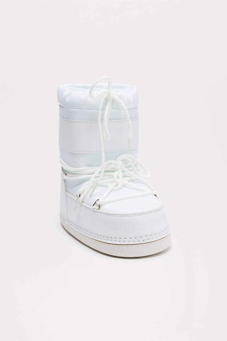 Arrowhead Flat Snow Boots - White