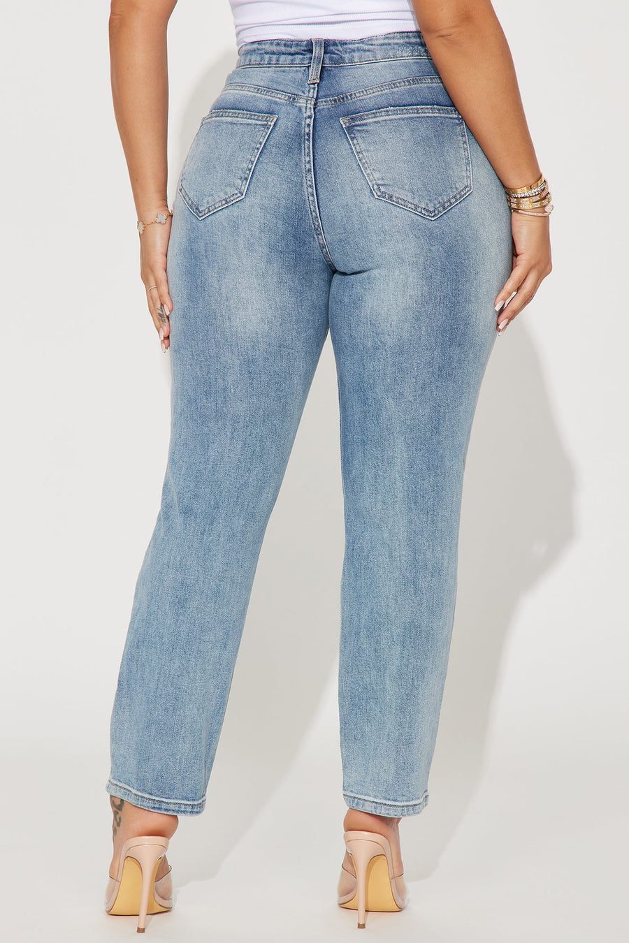 Tobi High Rise Mom Jeans - Medium Blue Wash