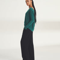 Lightweight Cashmere Boatneck Sweater