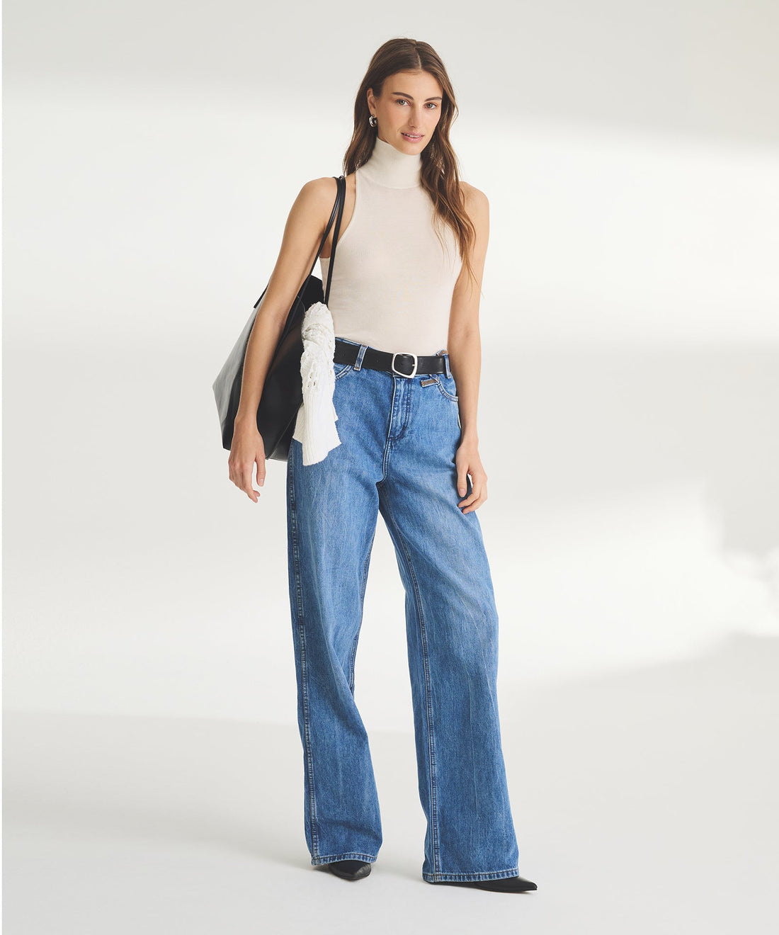 Super Fine Cashmere Sleeveless Turtleneck