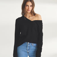 Featherweight Cashmere V-Neck