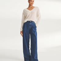 Featherweight Cashmere V-Neck
