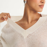 Featherweight Cashmere V-Neck