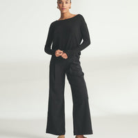 Lightweight Cashmere Boatneck Sweater