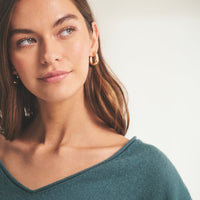Lightweight Cashmere V-Neck Sweater