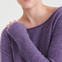 Lightweight Cashmere Boatneck Sweater