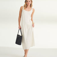 The Weightless Dress